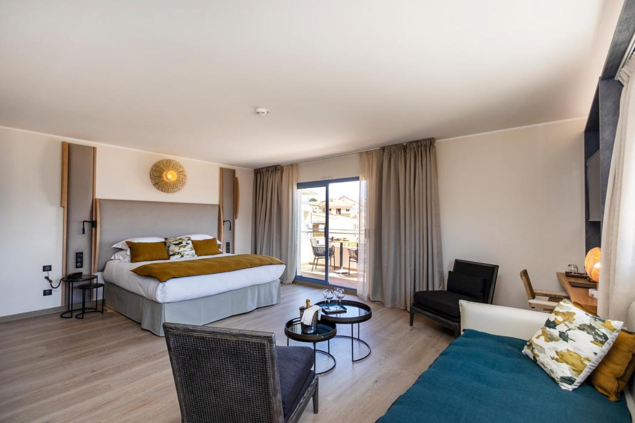 Hotel L'Acquale Calvi  Eksteriør billede